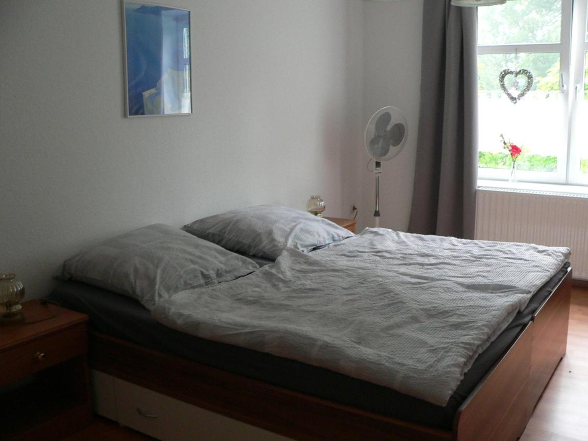 Ferienwohnung Zum Gruenen Holz Bohlenbergerfeld Bagian luar foto